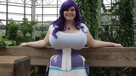 busty gif|Big Tits GIF: 60+ Hottest Big Boobs Gifs on the Internet